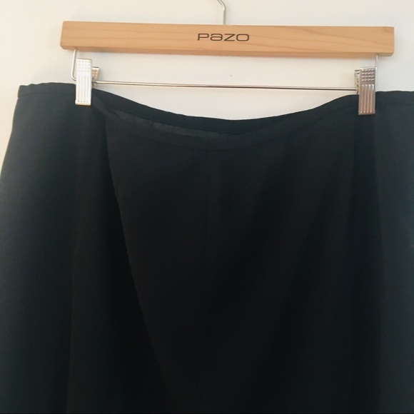 Norton mcnaughton size 18 black flare skirt - Picture 2 of 6